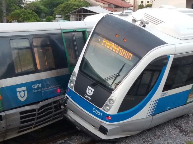 Trens colidem durante manobra em Natal